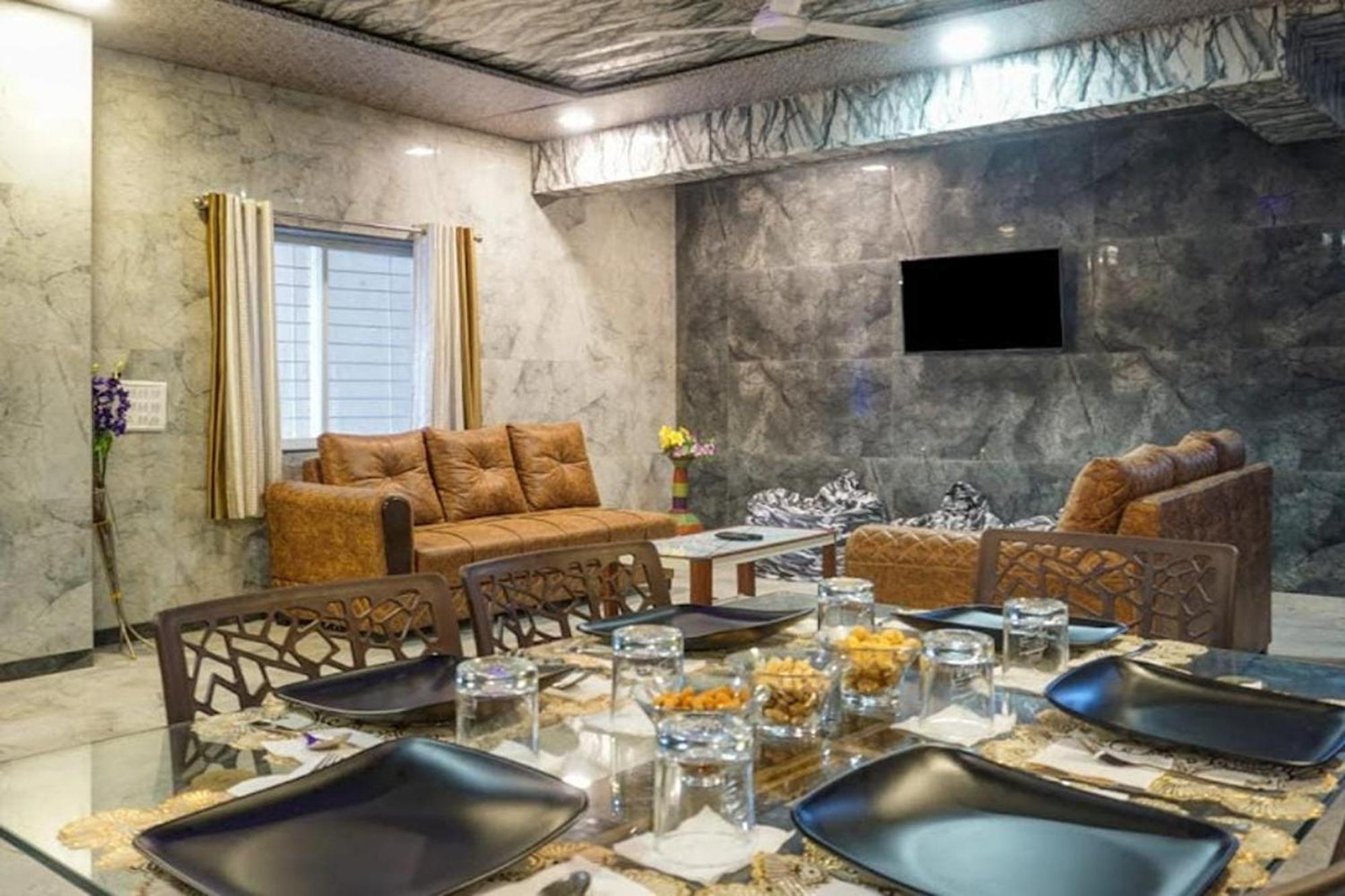 Crystal Villa พันช์กานี ภายนอก รูปภาพ
