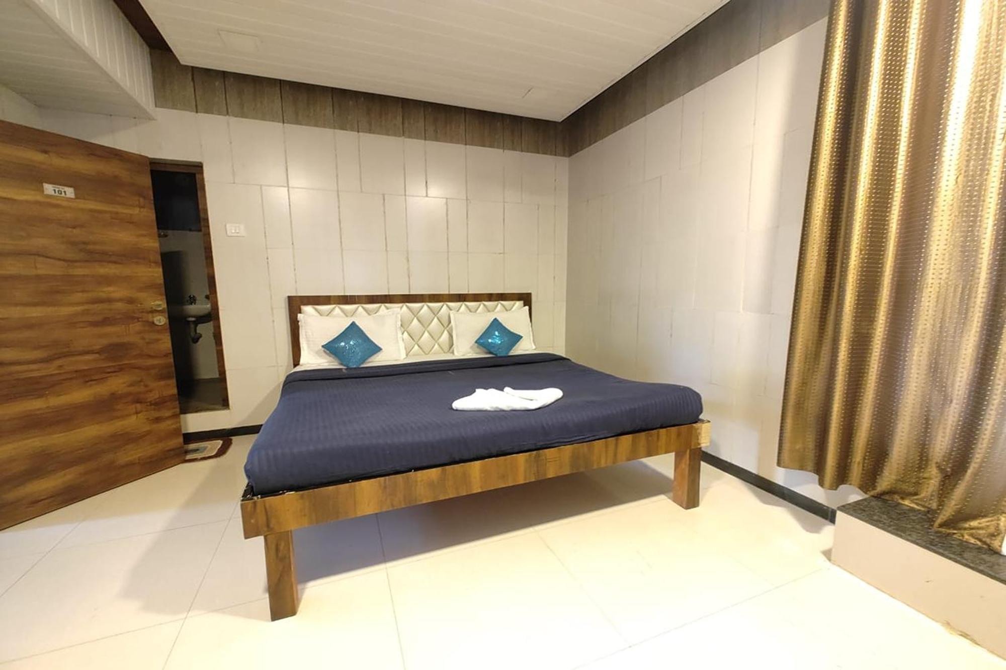 Crystal Villa พันช์กานี ภายนอก รูปภาพ