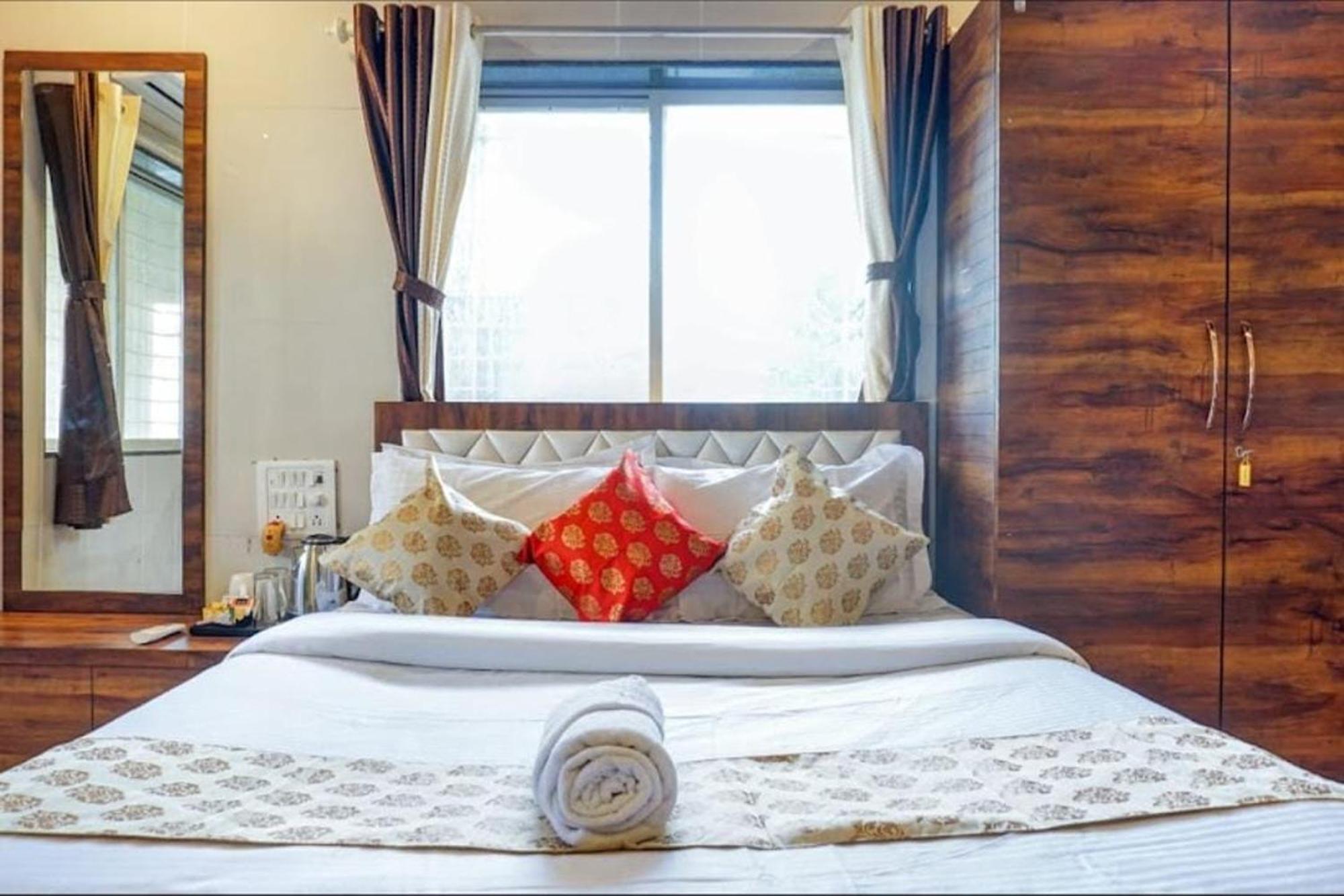 Crystal Villa พันช์กานี ภายนอก รูปภาพ